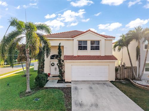 7400 Viscaya Cir, Margate, FL, 33063-6892 | Card Image