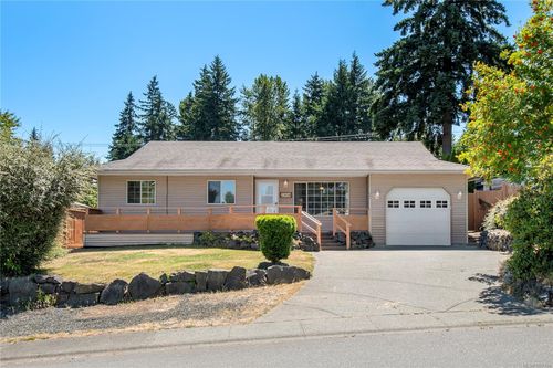 2904 Apple Dr, Campbell River, BC, V9W7X7 | Card Image