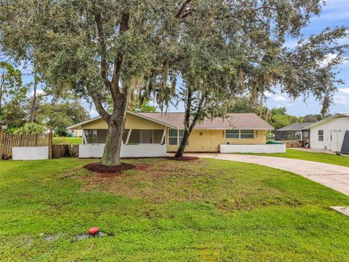 424 Vannell St, PORT CHARLOTTE, FL, 33954-2923 | Card Image