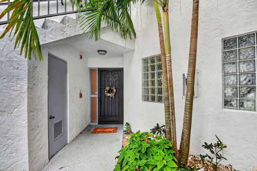b-5395 Firenze Dr, Boynton Beach, FL, 33437-2125 | Card Image