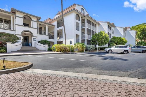 1306-17900 Ne 31st Ct, Aventura, FL, 33160-2668 | Card Image