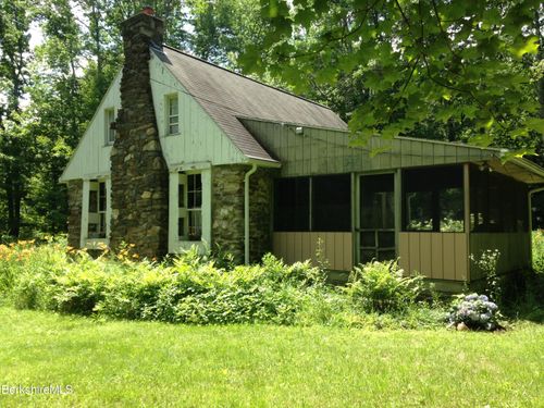 471 Benton Hill Rd, Becket, MA, 01223-9803 | Card Image