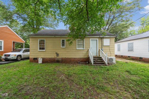 720 Spruce St, Laurinburg, NC, 28352-4520 | Card Image