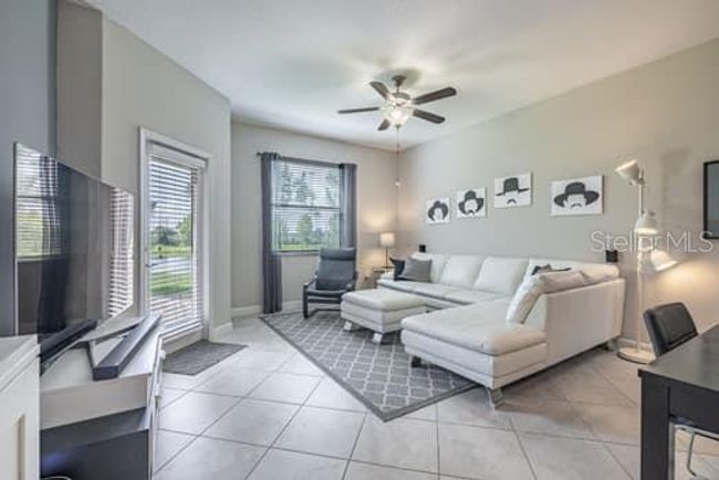 Living Room | Image 8