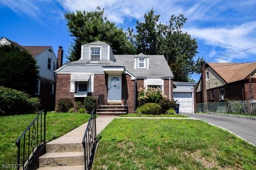 441 9th Ave, Paterson, NJ, 07514-1730 | Card Image
