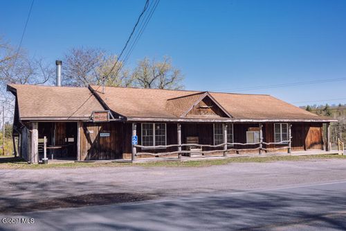 754 Corbin Hill Rd, Sprakers, NY, 12166-2005 | Card Image