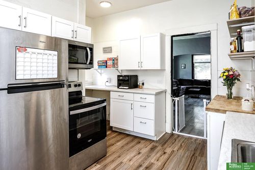 2524 Fort St, Omaha, NE, 68111-1734 | Card Image