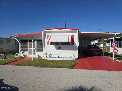 19 Moorhead Mnr, NAPLES, FL, 34112-6585 | Card Image