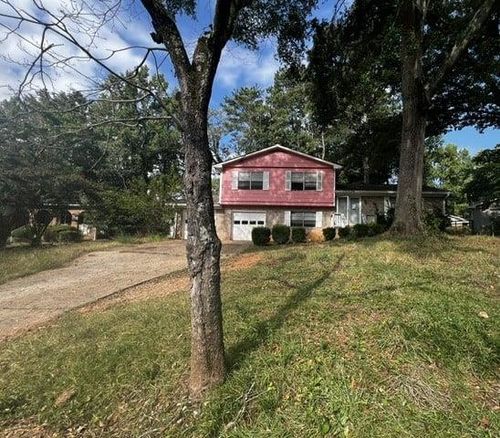 3919 Bressler Cir, Decatur, GA, 30035-2312 | Card Image