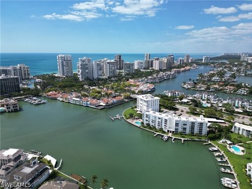 1b-300 Park Shore Dr, NAPLES, FL, 34103-3490 | Card Image