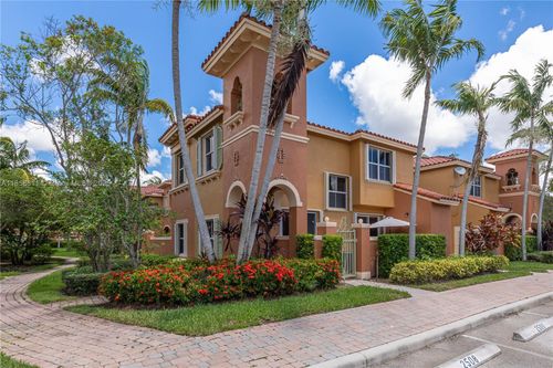 2510-1068 Sw 143rd Ave, Pembroke Pines, FL, 33027-6157 | Card Image