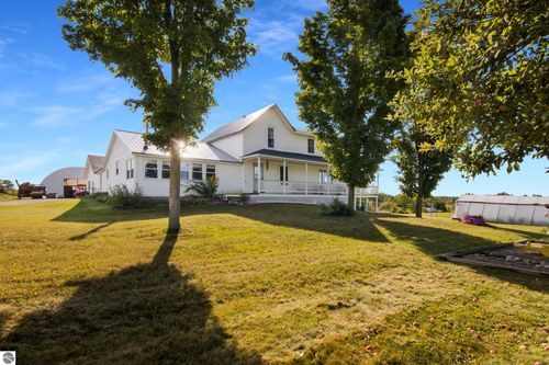 14654 190th Ave, Leroy, MI, 49655-8142 | Card Image