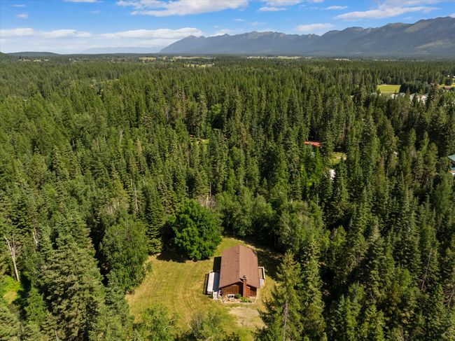 220 Ferndale Dr, House other with 4 bedrooms, 2 bathrooms and null parking in Bigfork MT | Image 38