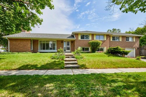 1 Goodland Gate, Scarborough, ON, M1S1V4 | Card Image