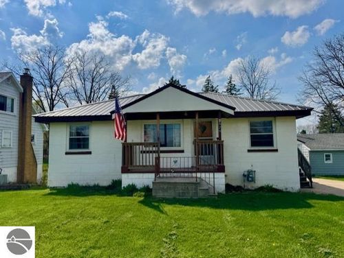 520 S Franklin, St Louis, MI, 48880 | Card Image