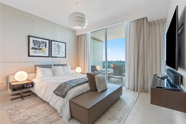 UNIT-1001 - 10203 Collins Ave, Condo with 3 bedrooms, 5 bathrooms and null parking in Bal Harbour FL | Image 24