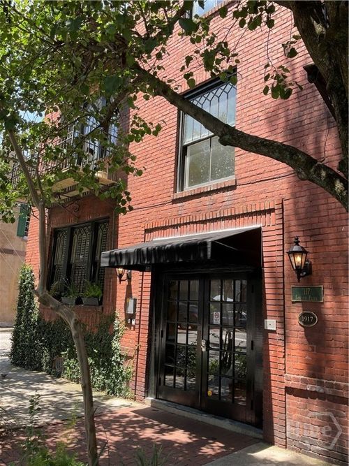 apt-5a-117 Lincoln St, Savannah, GA, 31401-3452 | Card Image