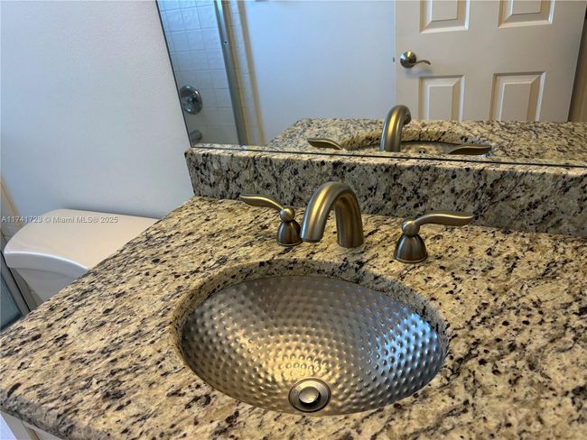 APT-9 - 6041 Se Landing Way, Condo with 3 bedrooms, 2 bathrooms and null parking in Stuart FL | Image 19