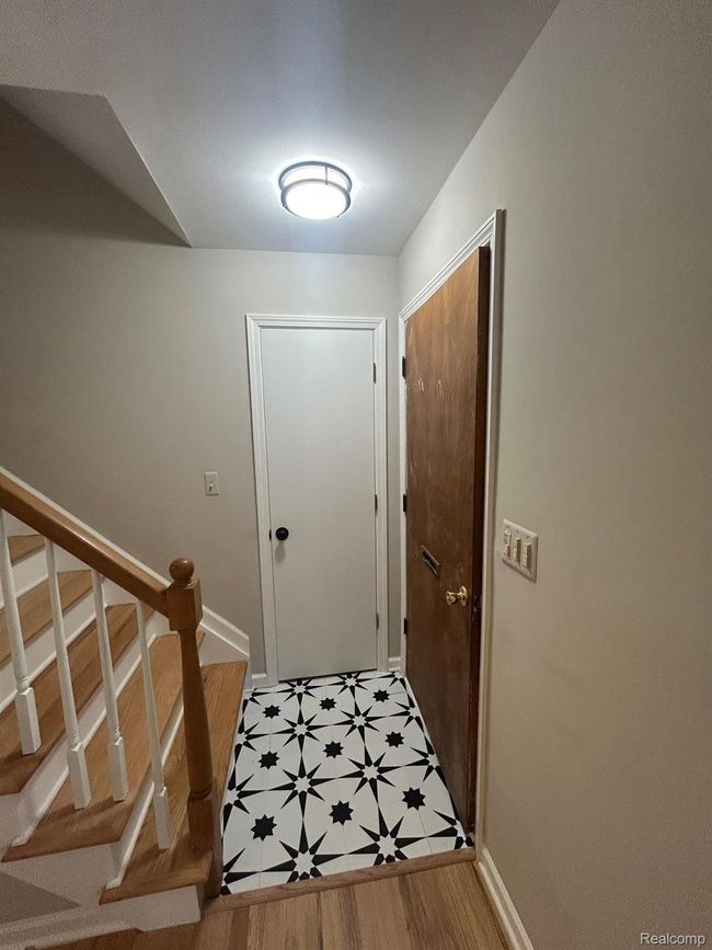335 Burroughs St, House other with 4 bedrooms, 2 bathrooms and null parking in Plymouth MI | Image 4