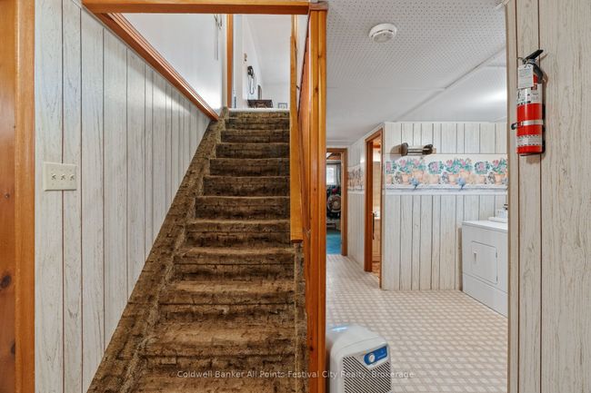 305 Warren St, House other with 4 bedrooms, 2 bathrooms and 4 parking in Goderich ON | Image 20