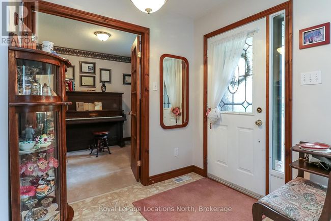 3 Kelley Cres, House other with 4 bedrooms, 3 bathrooms and 8 parking in Wasaga Beach ON | Image 21