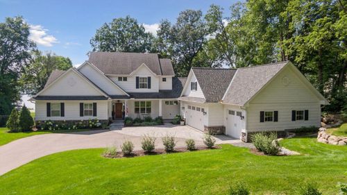 3017 Brooks Ln, Wayzata, MN, 55391-9708 | Card Image