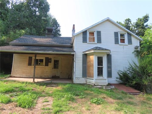 3065 Middle Sodus Rd, Lyons, NY, 14489-9359 | Card Image