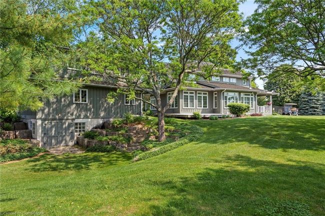 402 Progreston Rd, House other with 2 bedrooms, 4 bathrooms and 14 parking in Carlisle ON | Image 40