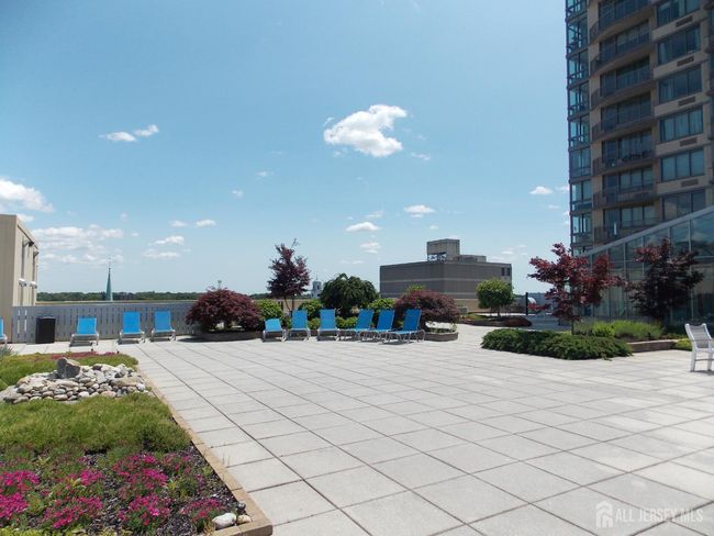 APT-1205 - 1 Spring St, Townhouse with 2 bedrooms, 2 bathrooms and null parking in New Brunswick NJ | Image 27