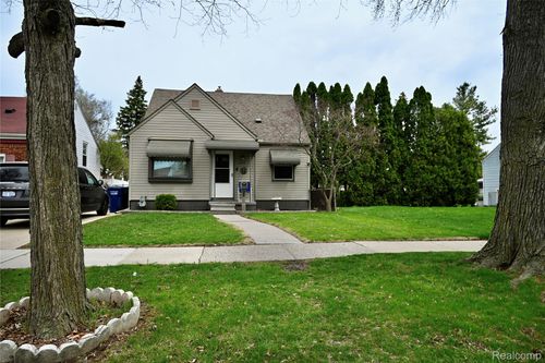 958 Ford Blvd, Lincoln Park, MI, 48146-4223 | Card Image
