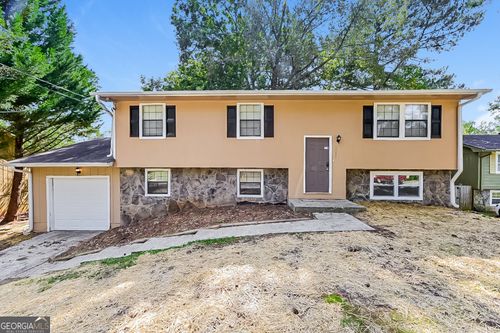 2239 Cherokee Valley Cir, Lithonia, GA, 30058-5381 | Card Image