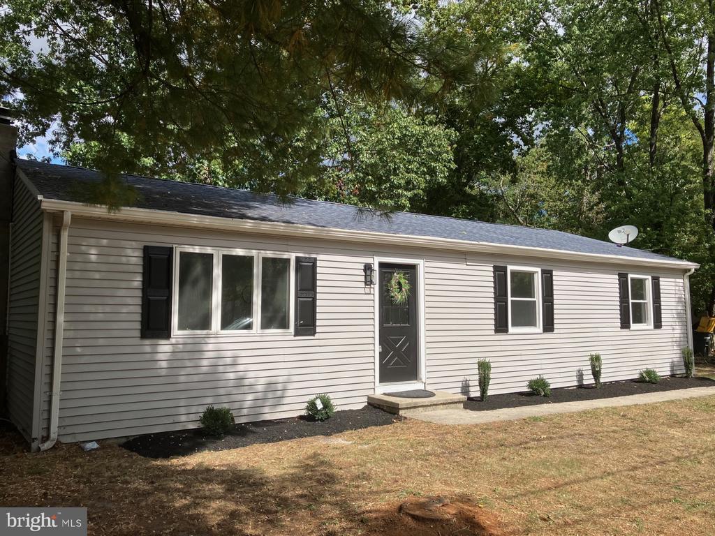 Almond Ave, Browns Mills, NJ 08015