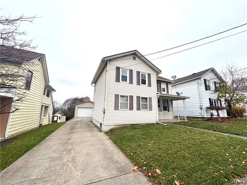 25 Grant St, Auburn, NY, 13021-1708 | Card Image