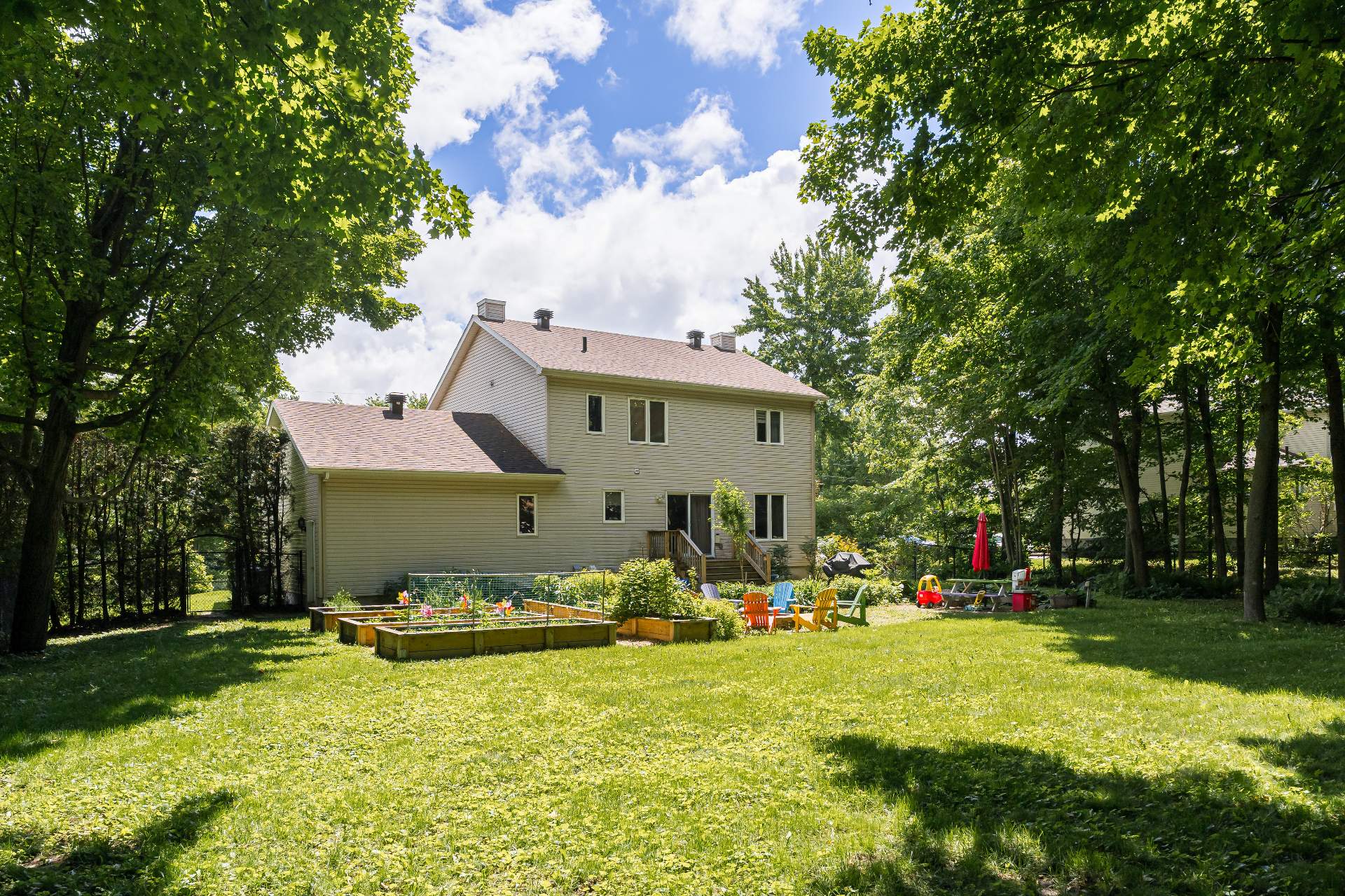 Residential in Saint-Lazare 4