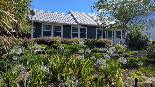 320 E Graves Ave, Orange City, FL, 32763-5216 | Card Image