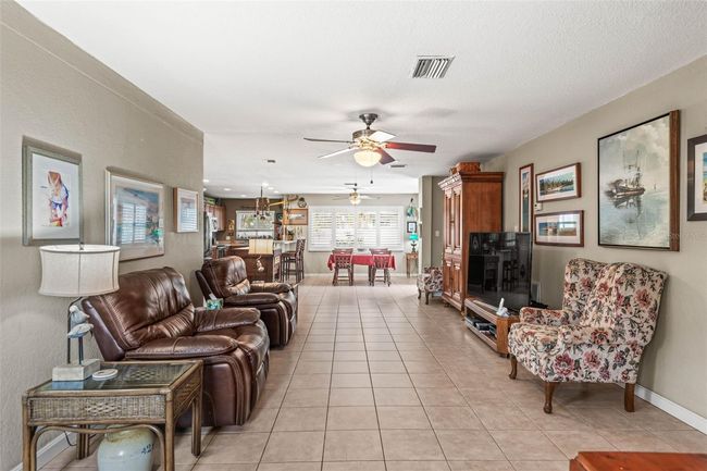 Living room & dining room | Image 4