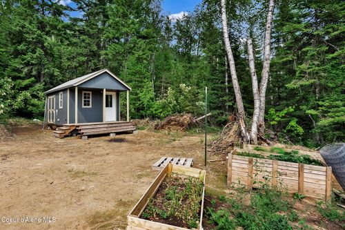 537 E Wrenco Rd, Sandpoint, ID, 83864-6045 | Card Image