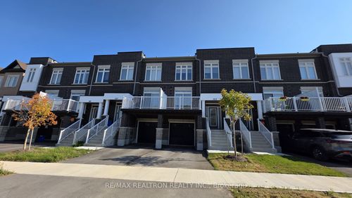 103 Seguin St, Richmond Hill, ON, L4E1H8 | Card Image