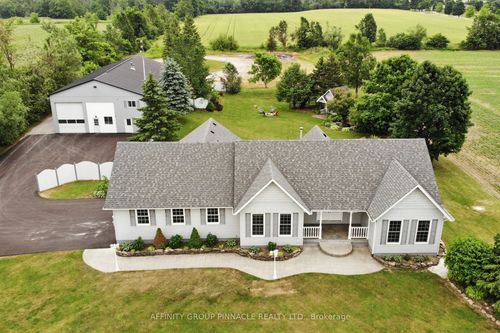 1042 Skyline Rd, Oakwood, ON, K0M2M0 | Card Image