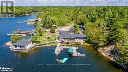 B55-19 Moon Island, The Archipelago (Archipelago South), ON, P2A1T4 | Card Image