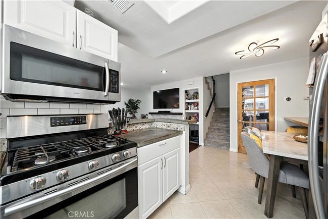 Kitchen | Image 10