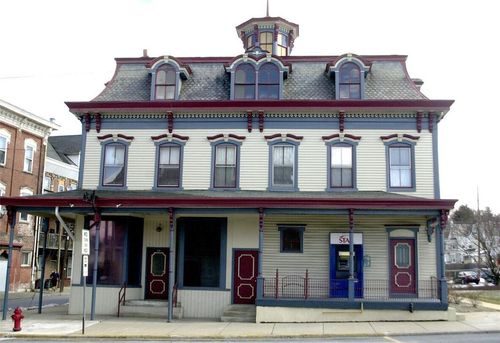 701 Main St, Slatington, PA, 18080-1770 | Card Image