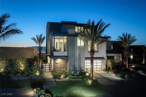 545 Overlook Rim Dr, Henderson, NV, 89012-5862 | Card Image