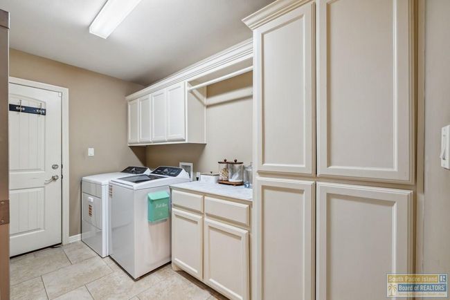1510 Karis Ct, House other with 4 bedrooms, 3 bathrooms and 2 parking in Harlingen TX | Image 13