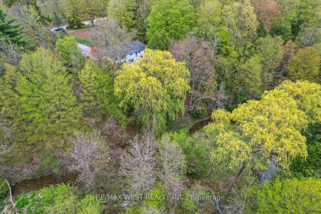 11988 6 Th Line, House other with 3 bedrooms, 2 bathrooms and 8 parking in Limehouse ON | Image 15