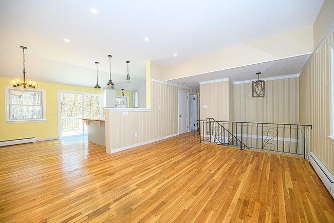 24 Hampton Falls Rd, House other with 3 bedrooms, 2 bathrooms and null parking in Exeter NH | Image 18