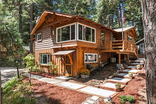 31595 Luring Pines Dr, Running Springs, CA, 92382-7481 | Card Image