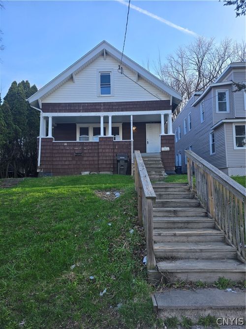 322 Spring Street, Syracuse, NY, 13208 | Card Image