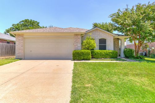 8405 Seven Oaks Ln, Denton, TX, 76210-3878 | Card Image