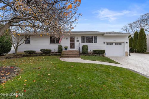 1704 Grove St, WALL TOWNSHIP, NJ, 07719-3418 | Card Image